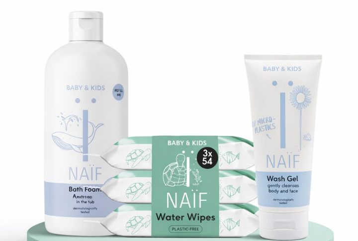 Pack #4: Espuma de baño de 500ml, 3 Paquetes de toallitas de agua y Gel de baño de 100ml